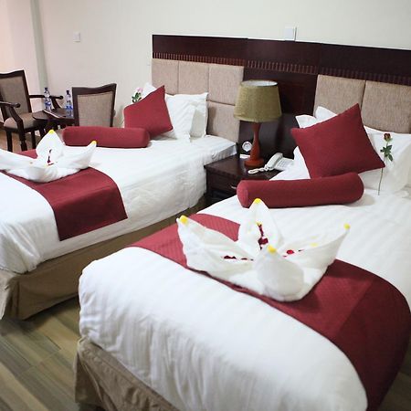 בהר דר Water Front Hotel מראה חיצוני תמונה
