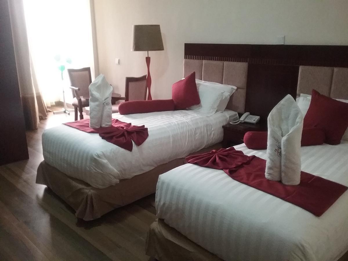 בהר דר Water Front Hotel מראה חיצוני תמונה