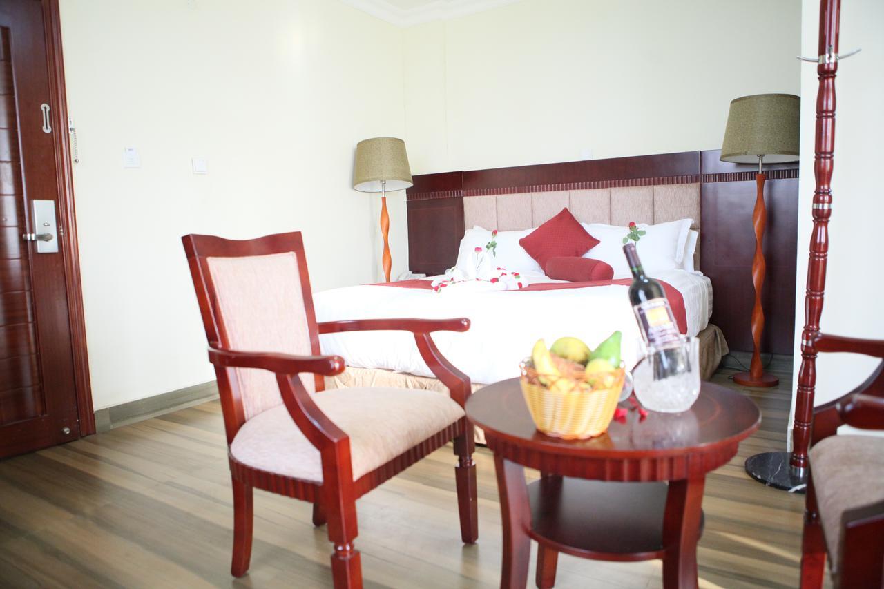 בהר דר Water Front Hotel מראה חיצוני תמונה