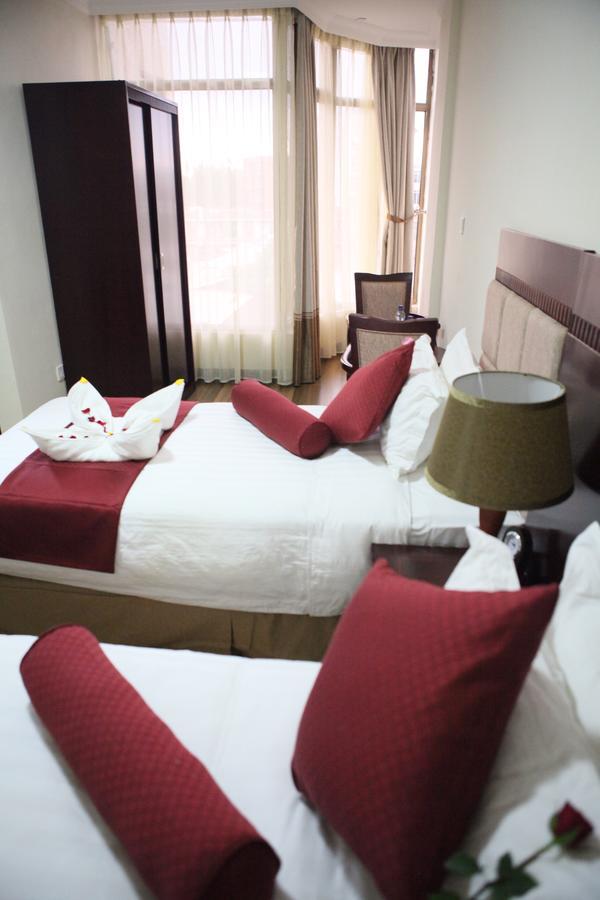 בהר דר Water Front Hotel מראה חיצוני תמונה